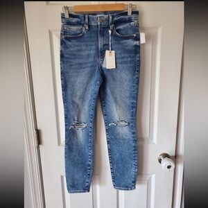NWOT Good American Good Petite Skinny Jeans Size 6-12